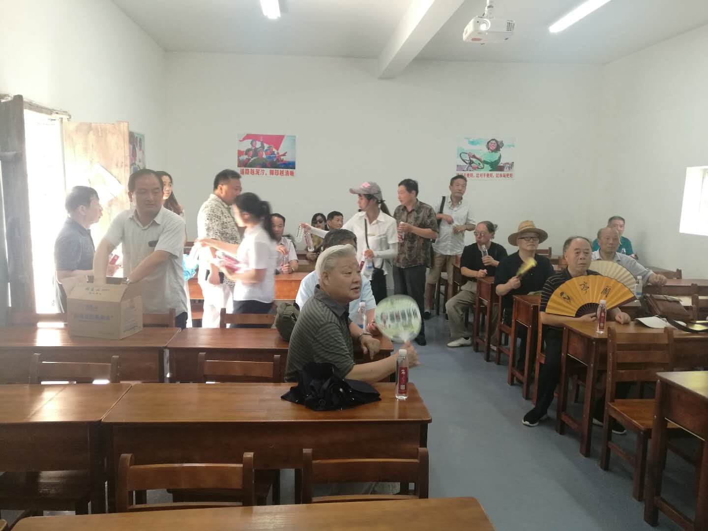 参观“江南小延安一一溧水李巷_南京扶贫之窗