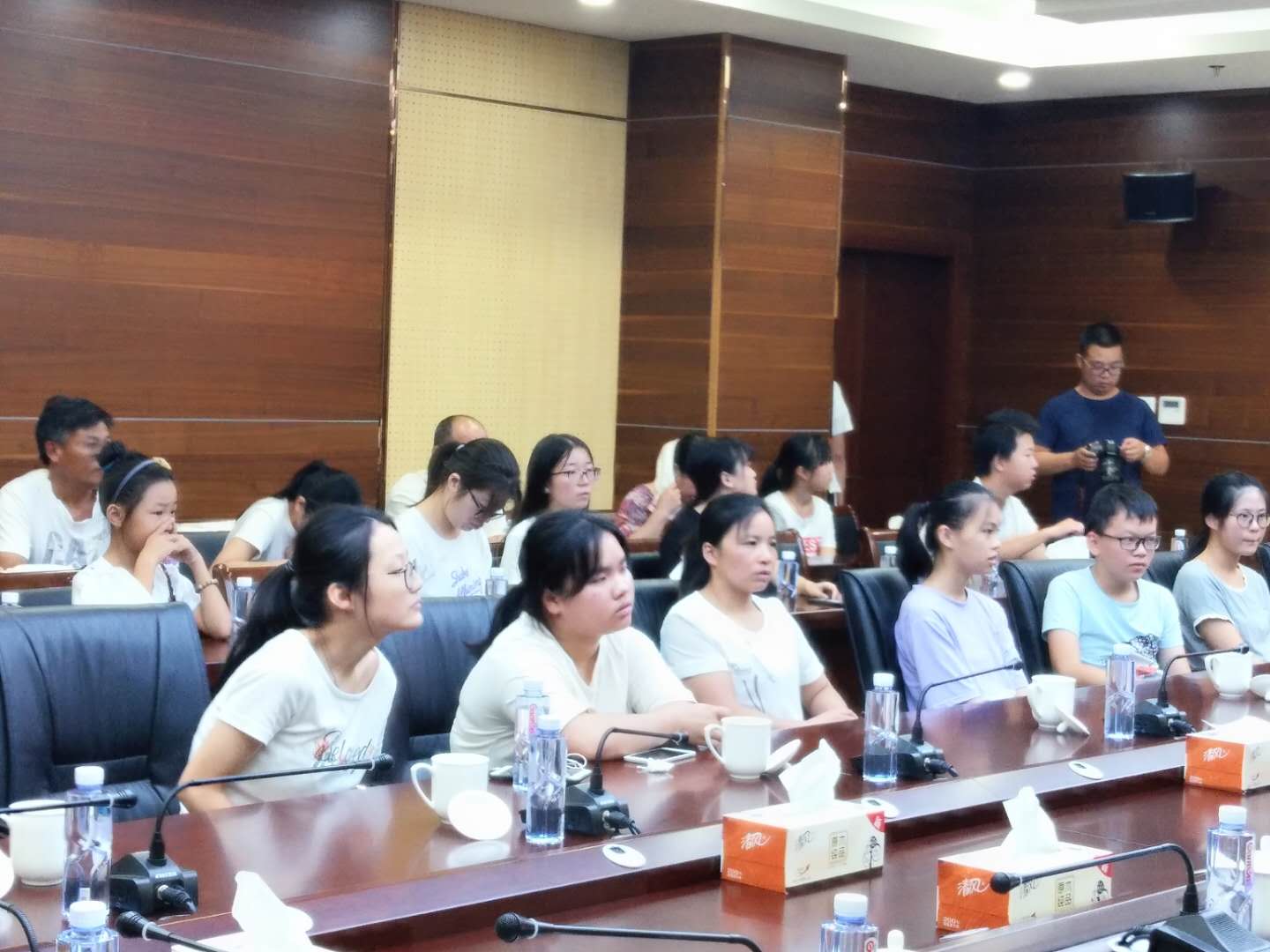 南京市溧水区扶贫基金会到白马镇开展扶贫助学活动
