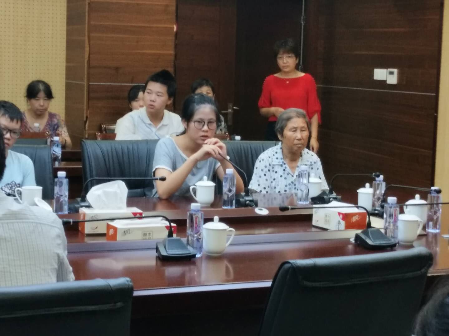 南京市溧水区扶贫基金会到白马镇开展扶贫助学活动