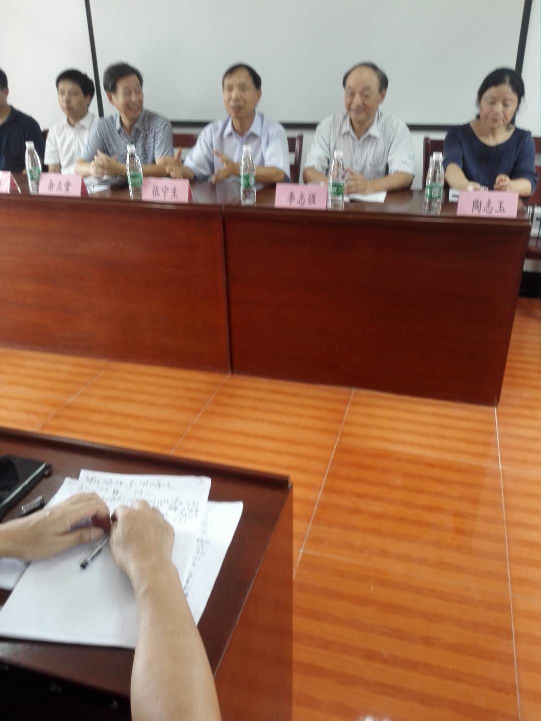 市扶贫"三会"到六合区冶山街道瓜娄村开展助学扶贫现场捐资发放活动