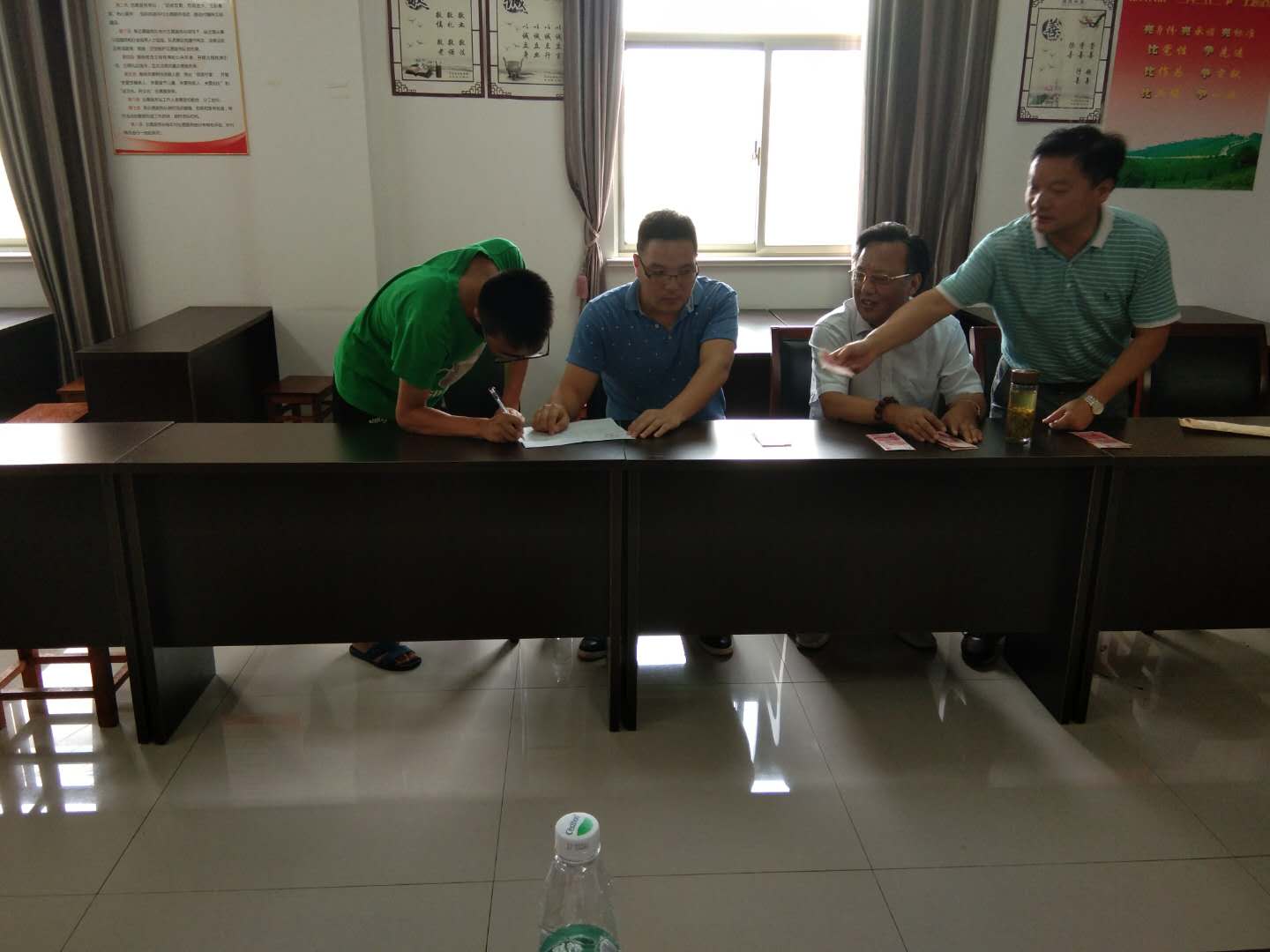 高淳漆桥分会助学扶贫扶贫典型介绍