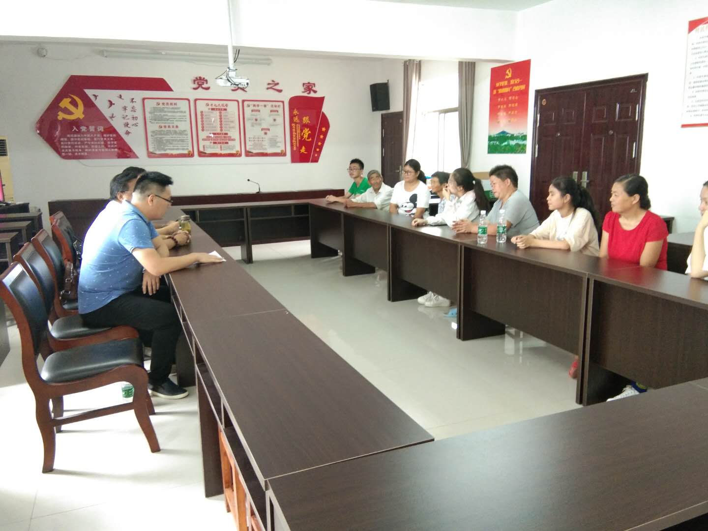 高淳漆桥分会助学扶贫扶贫典型介绍