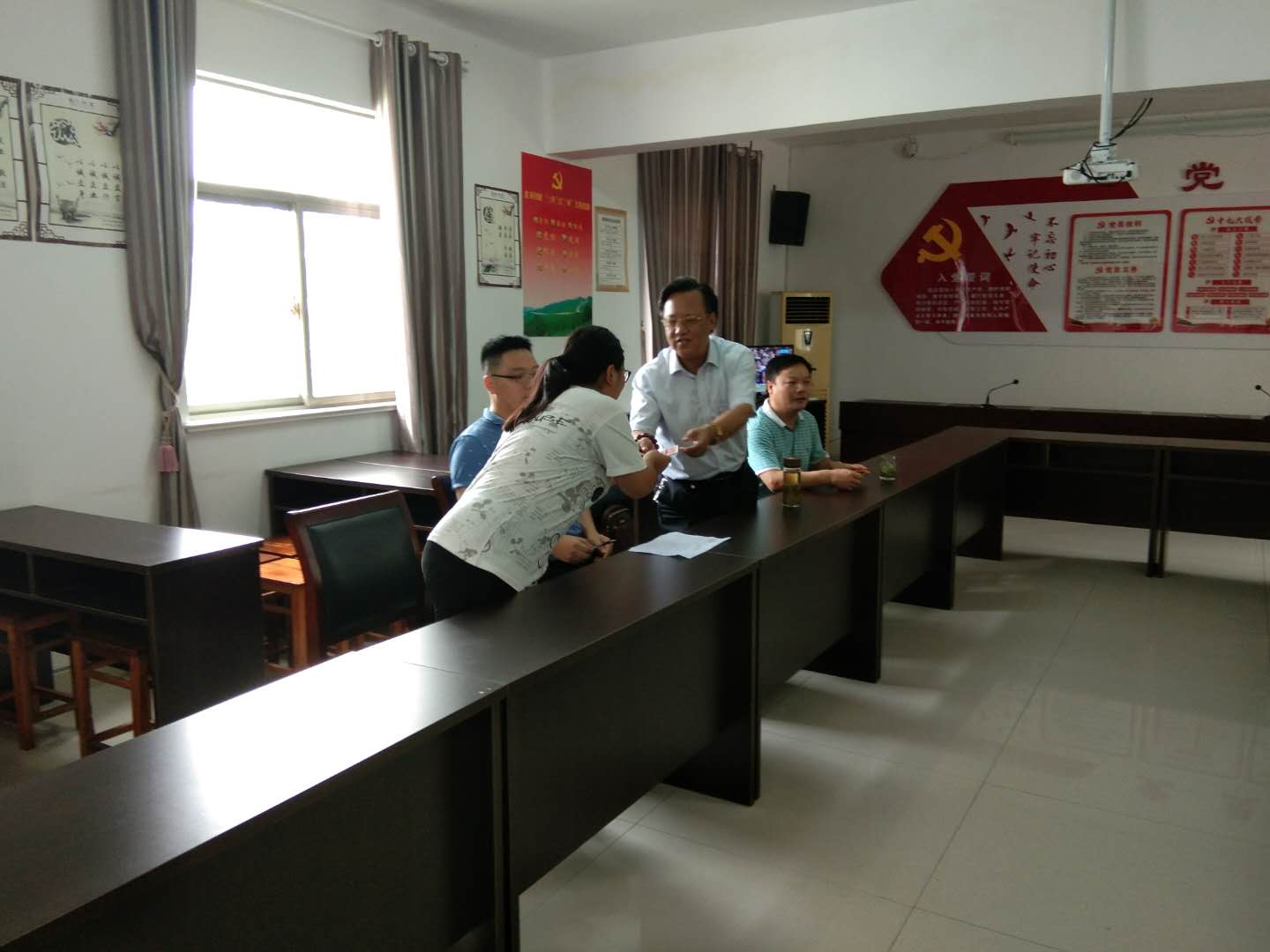 高淳漆桥分会助学扶贫扶贫典型介绍